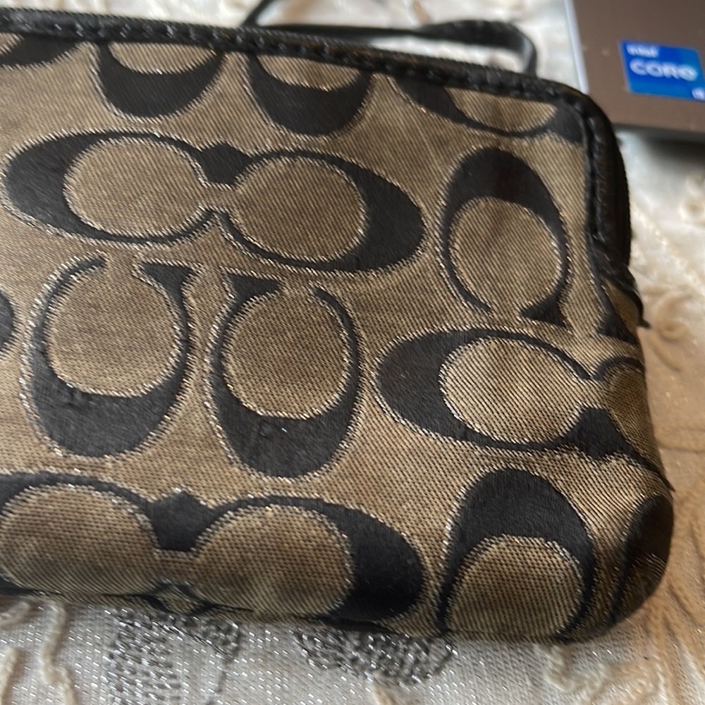 Coach wristlet 5.5” - Picture 5 of 8